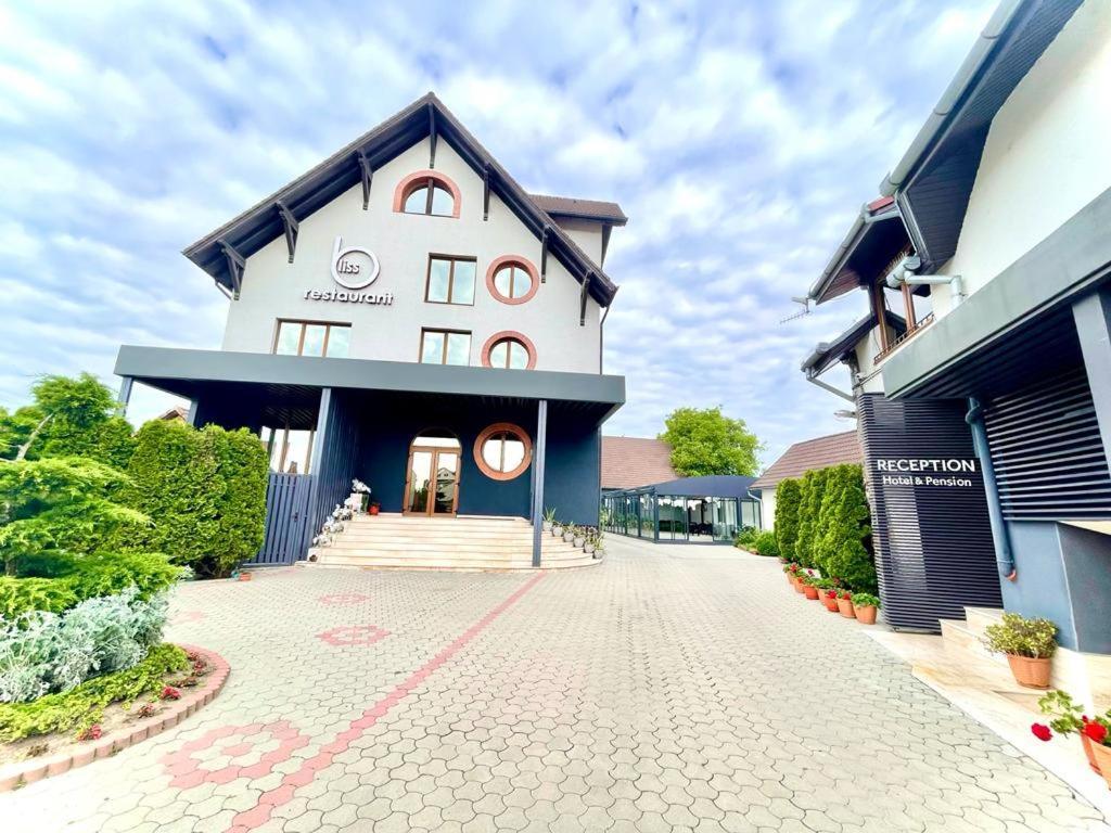 Hotel Bliss Sibiu Exterior foto